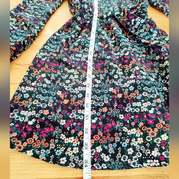 H&M High Neckline Floral Print Dress with Long Sleeves - Picture 2 of 8